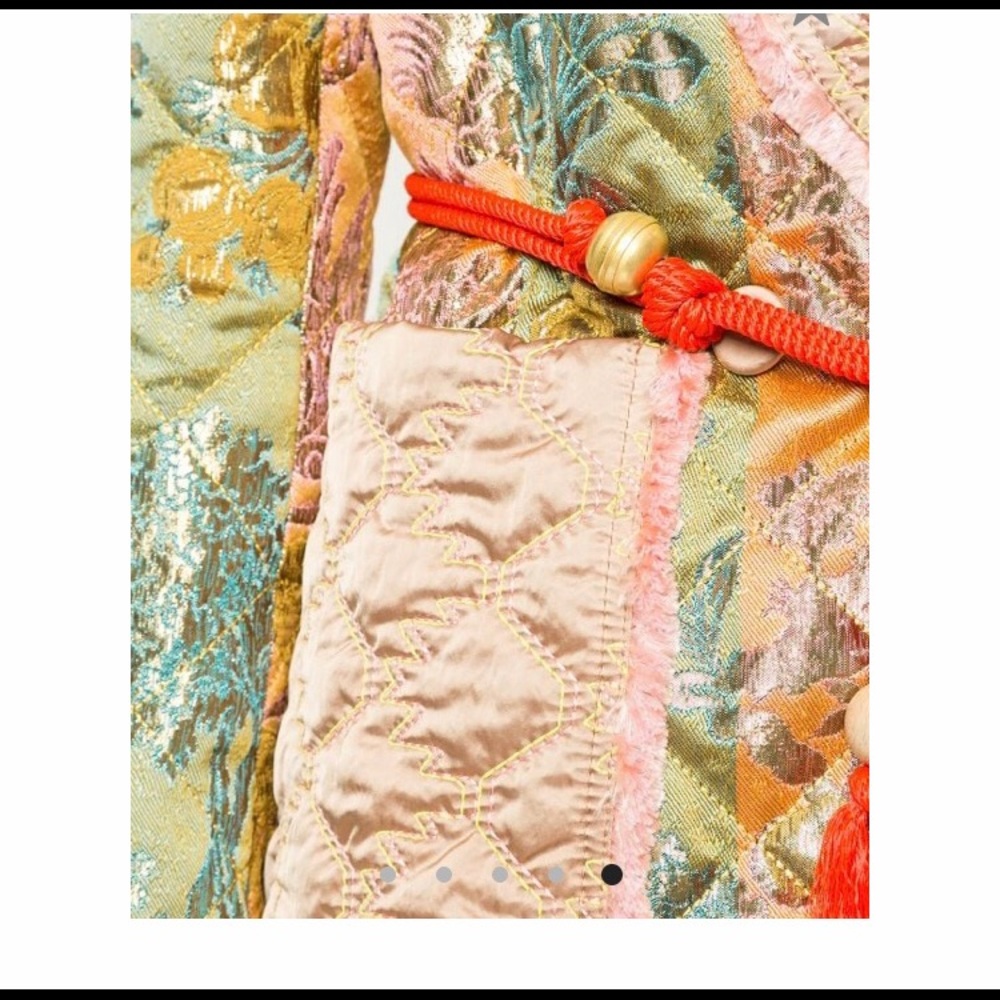 PETER PILOTTO
baroque quilted blazer